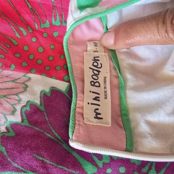 Mini Boden |Childs White Floral Lin/Ctn Dress, Slvls, Piped Neck & Armhole, 5-6Y - Picture 9 of 10